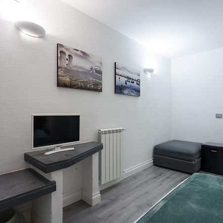 Wellness Hm Wellness Home By Dimorra Napoli Eksteriør billede