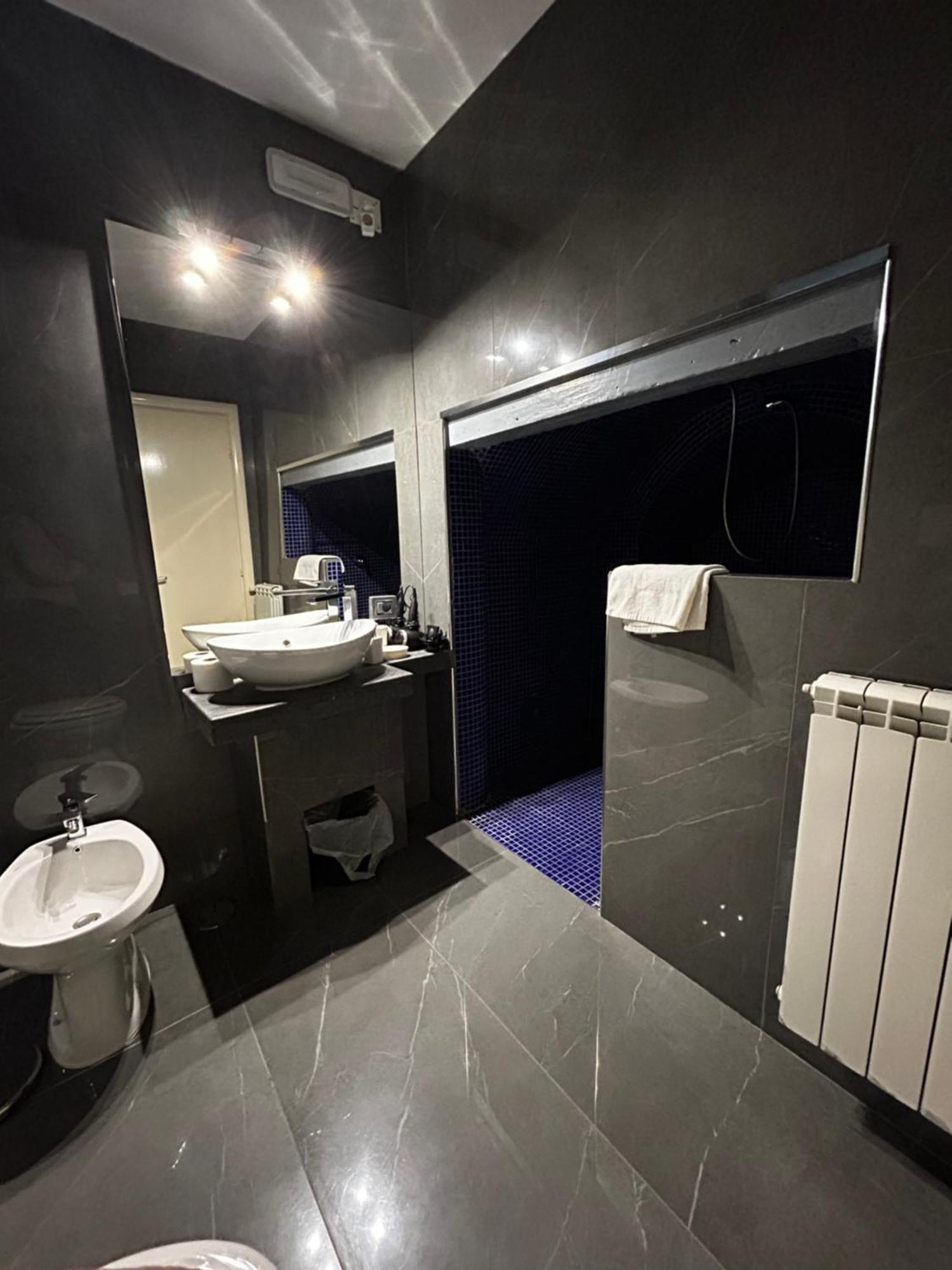 Wellness Hm Wellness Home By Dimorra Napoli Eksteriør billede
