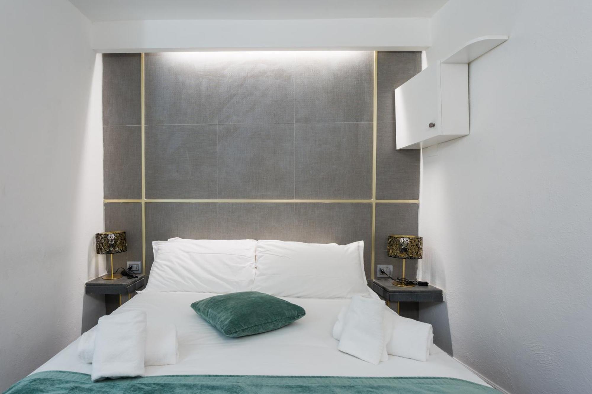 Wellness Hm Wellness Home By Dimorra Napoli Eksteriør billede
